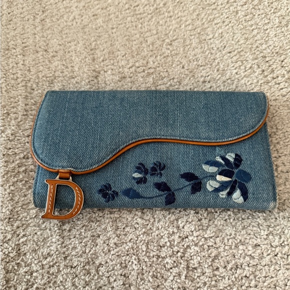 Vintage Dior Saddle Wallet Embroidered Flowers - Picture 1 of 7